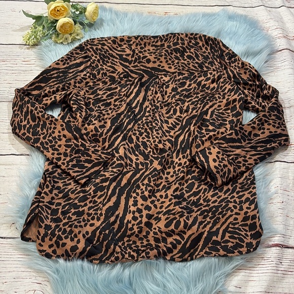 Rails Pearl Cinnamon Mixed Animal Print Popover Top sz S - Picture 11 of 11